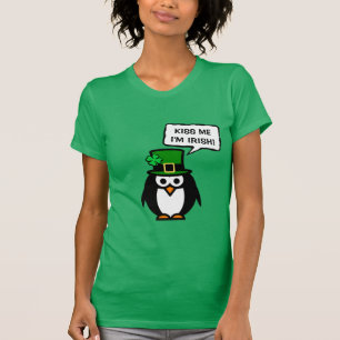 Camisa do pinguim de Dia de São Patrício bonito   