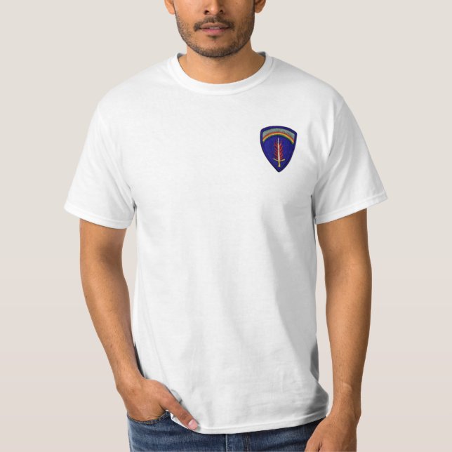 Camisa do remendo T de USAREUR Berlim Europa (Frente)