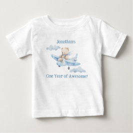 Camisa do Ursinho de Pelúcia no Primeiro Aniversár