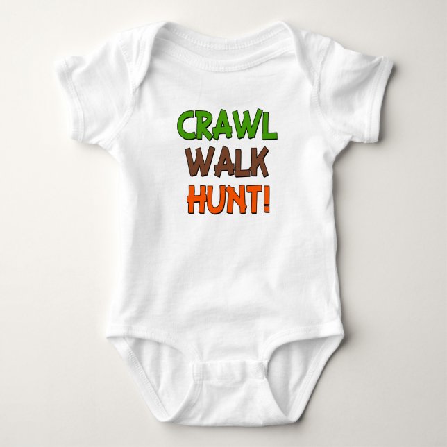 Camisa engraçada de bebê Walk Hunt (Frente)