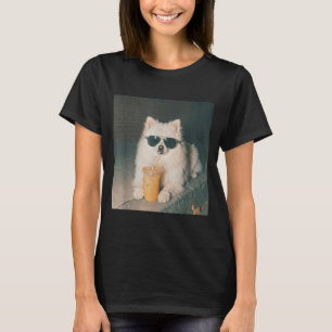 Camisa engraçada de cachorro bebendo café gelado P