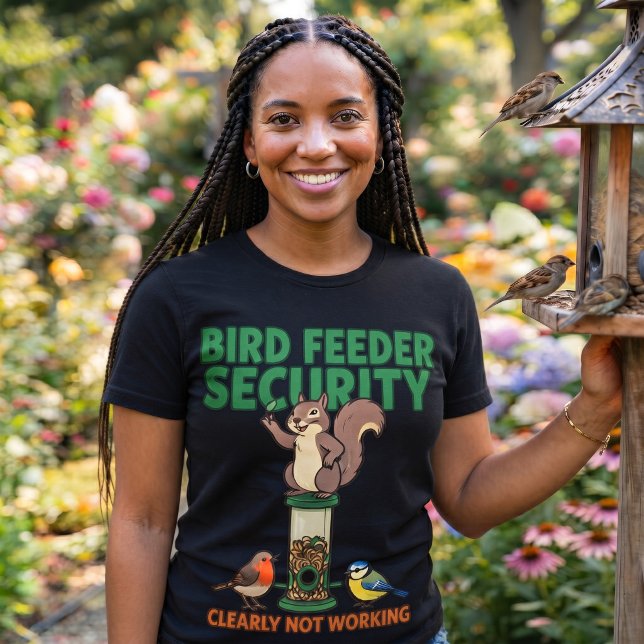 Camisa engraçada de esquilo segurança alimentador  (Funny Bird Feeder Security Squirrel T-Shirt)