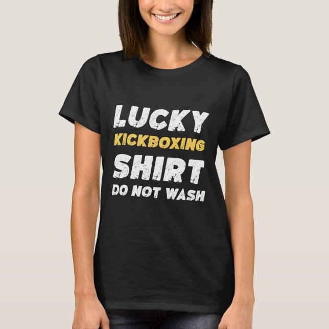 Camisa engraçada de Kickboxing chute sortudo de Ki (Frente)