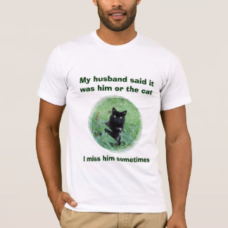 Camisa engraçada do T das mulheres do gato preto