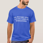 CAMISA JUDAICA ENGRAÇADA DA COMIDA DE<br><div class="desc">ESTE OS HOMENS REAIS FAZEM LATKES PARA IR COM A TURQUIA PARA THANKSGIVUKKAH SÃO UMA CAMISA ESPECIAL JUDAICA DE 2013 AMERICANOS. QUE GRANDE PRESENTE DE HANUKKAH PARA NOSSA CARA.</div>