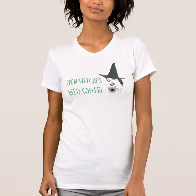 Camisa Mesmo Bruxas Precisam de Café (Frente)