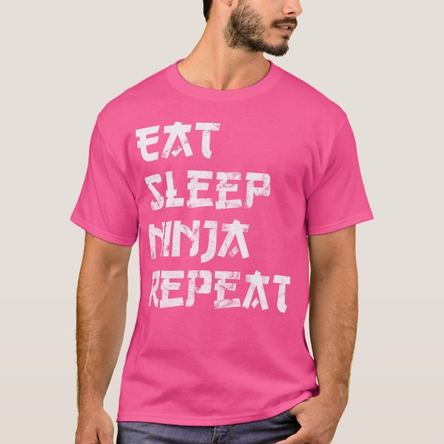 Camisa Ninja Engraçada Dorme Ninja Repete Karate W (Frente)
