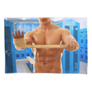 Camisa SlipperyJoe do homem musculoso sem camisa a