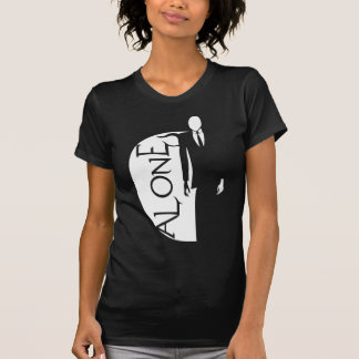 camisa sozinha do homem delgado
