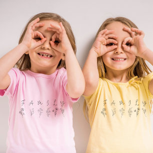 Camisa T da FAMÍLIA Infantil - Letra Floral Design