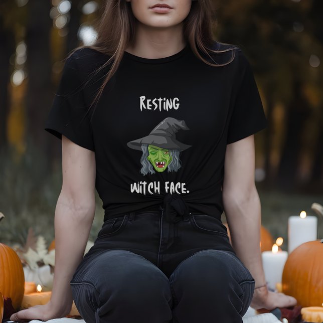 Camisa T do Dia de as Bruxas engraçado da bruxa em (Resting Witch Face Halloween Tshirt)