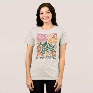 Camisa Tri-Blend Citações Florais Boho