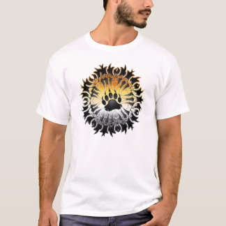 Camisa tribal da pata do orgulho do urso