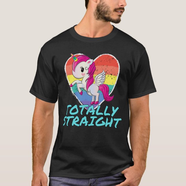 Camisa Unicórnio Totalmente Hetero - Design Engraç (Frente)