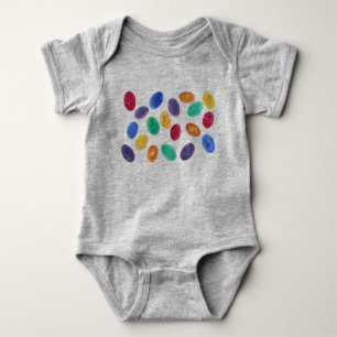 Camisas coloridas dos feijões de geléia dos ovos