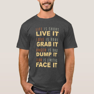 Camisas e jaquetas de aconselhamento sobre vida mo