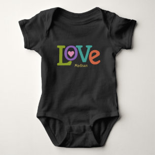 Camisas e jaquetas de amor coloridas