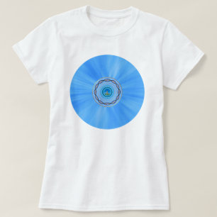 Camisas legal com design sobre elas