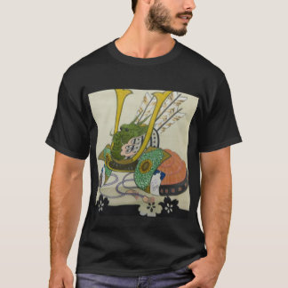 CAMISETA 日本の伝統的着物生地、かっこいい兜（KABUTO)のTシャツ２