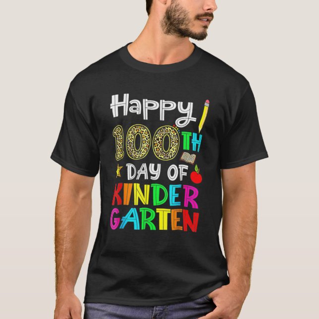Camiseta 100 Days Of Kindergarten Happy 100th Day Of School (Frente)
