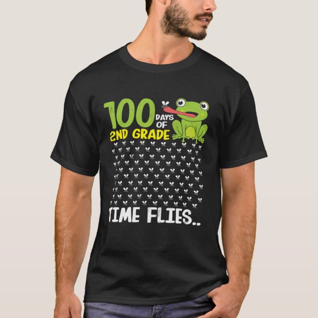 Camiseta 100 Days of School 2nd Grade Frog Time Flies Boys  (Frente)