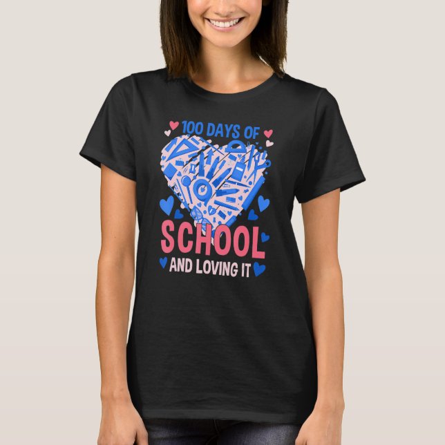Camiseta 100 Days Of School And Still Loving It Hearts 100t (Frente)