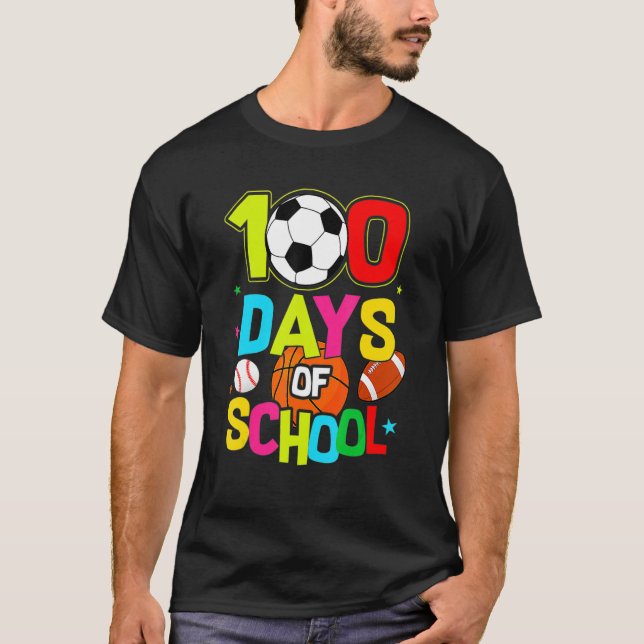Camiseta 100 Days Of School Baseball Basketball Soccer Foot (Frente)
