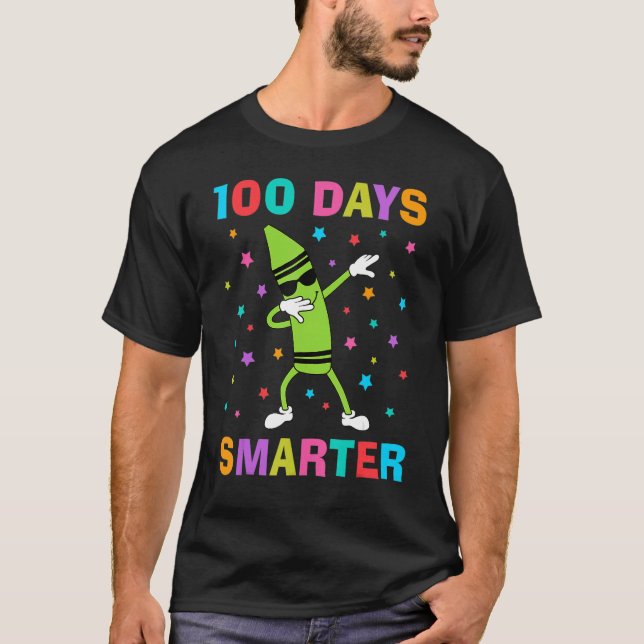 Camiseta 100 Days Smarter 100th Day of School Dabbing Crayo (Frente)