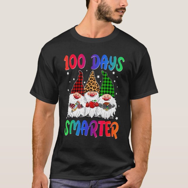 Camiseta 100 Days Smarter Gnome Teacher Kids 100th Day Of S (Frente)