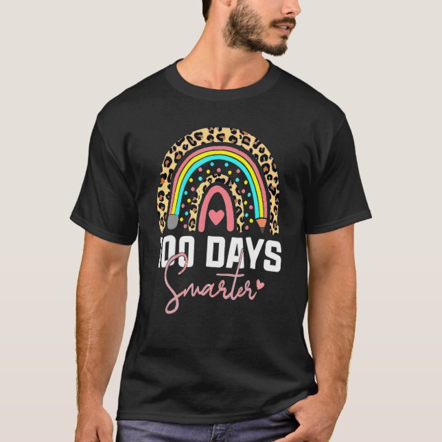 Camiseta 100 Days Smarter Happy 100th Day Of School Rainbow (Frente)