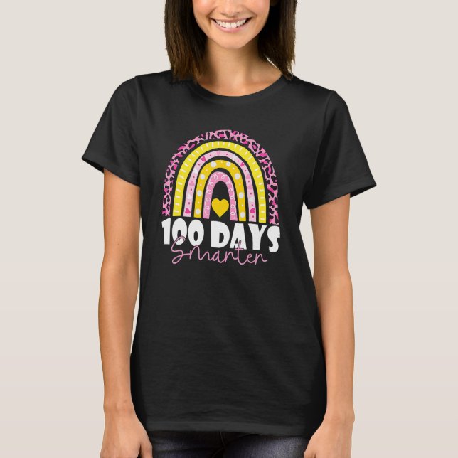 Camiseta 100 Days Smarter Happy 100th Day Of School Rainbow (Frente)