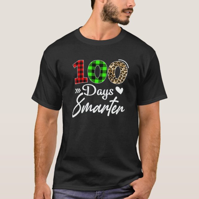 Camiseta 100 Days Smarter Happy 100th Day Of School Teacher (Frente)