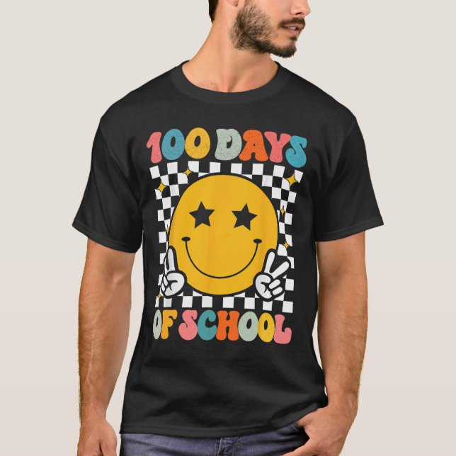 Camiseta 100 Dias De Ensino De Groovy Smile Face (Frente)