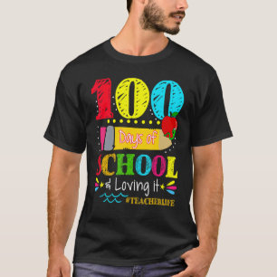 Camiseta 100 Dias de Escola & Adorando Vida de Professor Cr