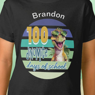 Camiseta 100 Dias de Escola Dinossauro Monograma de Aluno