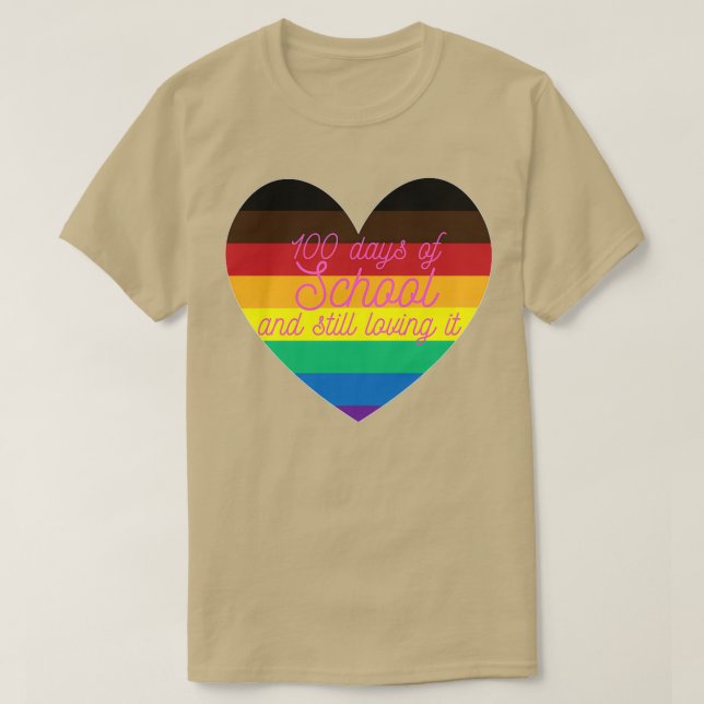 Camiseta 100 Dias De Escola E Ainda Adorando O Professor (Frente do Design)