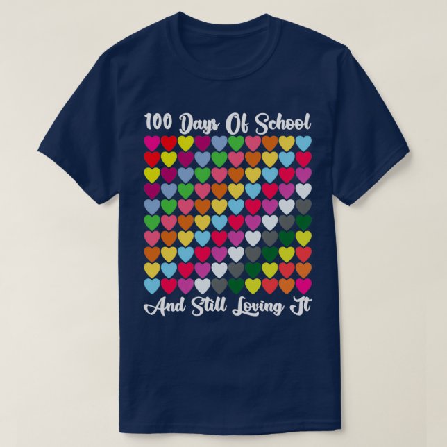 Camiseta 100 Dias De Escola E Ainda Adorando Professora Ou (Frente do Design)