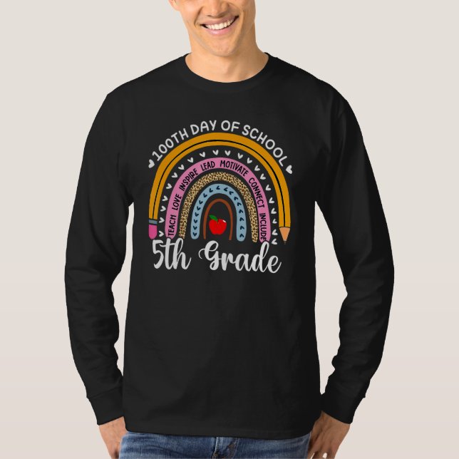Camiseta 100 dias Professores do 5 Rainbow Teacher Grade Da (Frente)