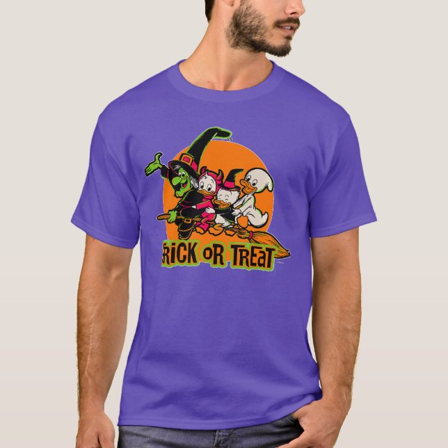 Camiseta 100 Witch Huey Dewey Louie Trick ou Treat Hallowee (Frente)