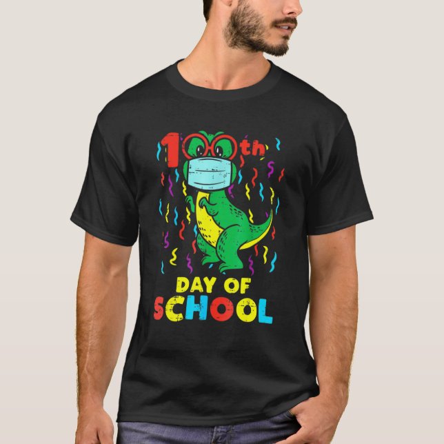 Camiseta 100th Day Of School Trex In Mask 100 Days Quaranti (Frente)