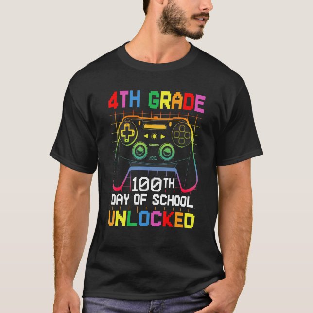 Camiseta 100th day Of School Unlocked 4th Grade Gamer Video (Frente)