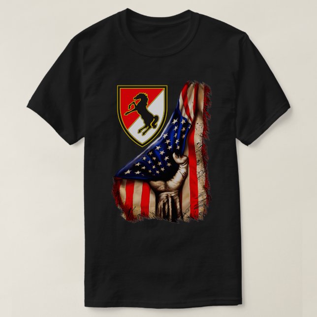 Camiseta 11th Armored Cavalry Regiment (11th ACR) American  (Frente do Design)