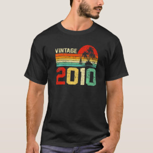 Camiseta 13 Birthday Vintage 2010 Retro Boy 13 Anos