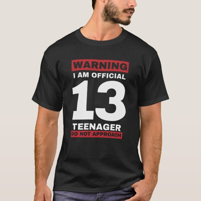 Camiseta 13 oficialmente adolescente de 13 anos (Frente)
