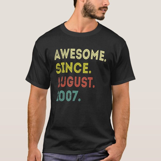Camiseta 15 Years Old Funny Awesome Since August 2007 15th  (Frente)