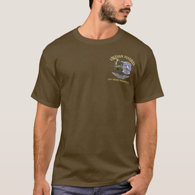 Camiseta 162nd AHC com asas e helicóptero UH-1 (Frente)