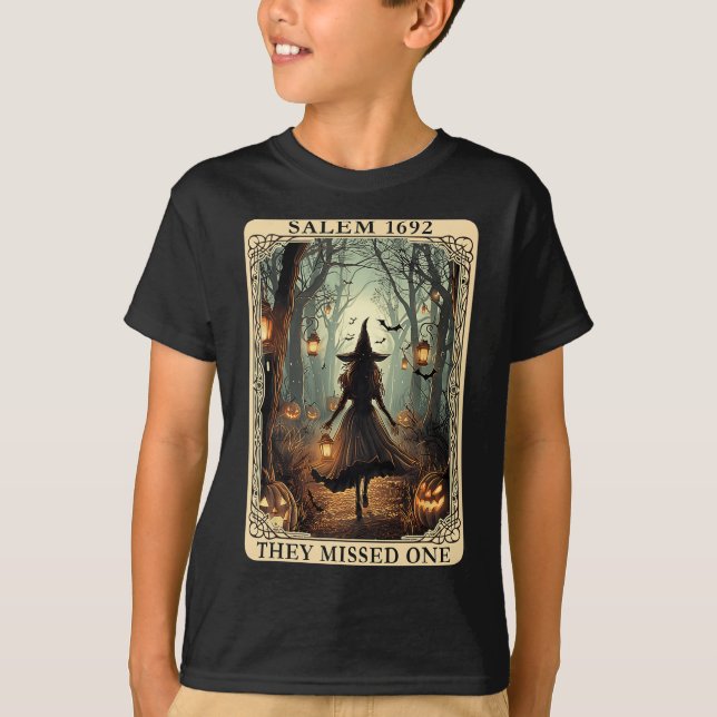 Camiseta 1692 Bruxa De Halloween Perderam Um Cartão Tarot W (Frente)