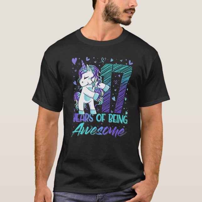 Camiseta 17º aniversário Garota de 17 anos Flexibindo Unicó (Frente)