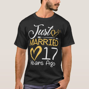 Camiseta 17º Recem casados de 17 Anos