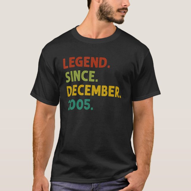 Camiseta 17 Years Old  Legend Since December 2005 17th Birt (Frente)